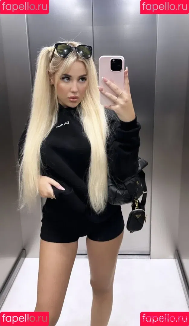 Samantra Onlyfans Photo Gallery 