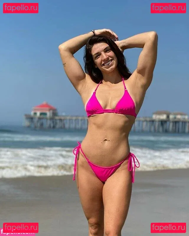 MacKenzie Dern Onlyfans Photo Gallery 