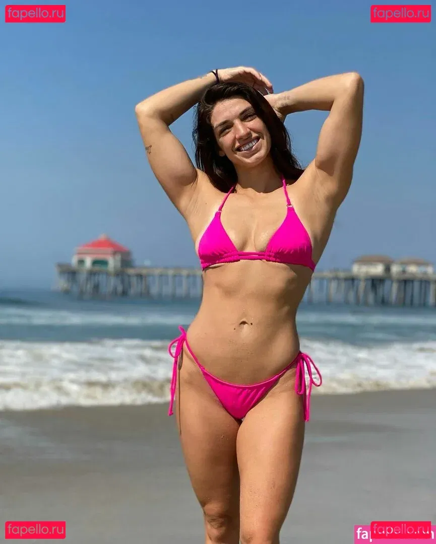 MacKenzie Dern Onlyfans Photo Gallery 