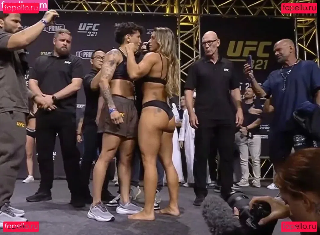 MacKenzie Dern Onlyfans Photo Gallery 