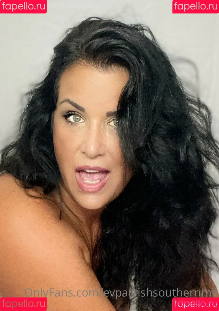 evparrish Onlyfans Photo Gallery 