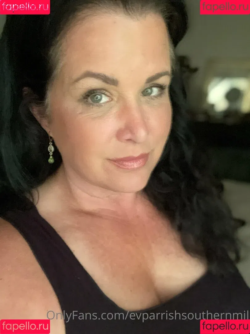 evparrish Onlyfans Photo Gallery 