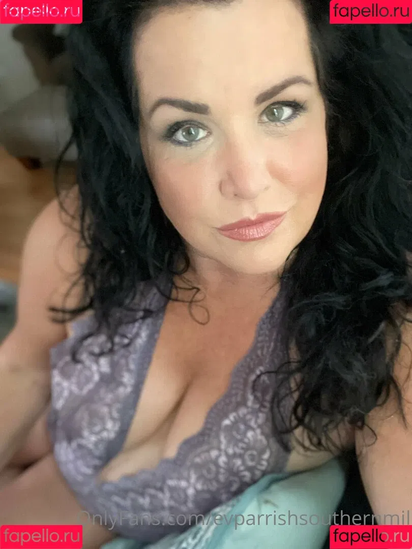 evparrish Onlyfans Photo Gallery 