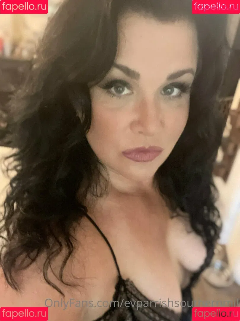 evparrish Onlyfans Photo Gallery 