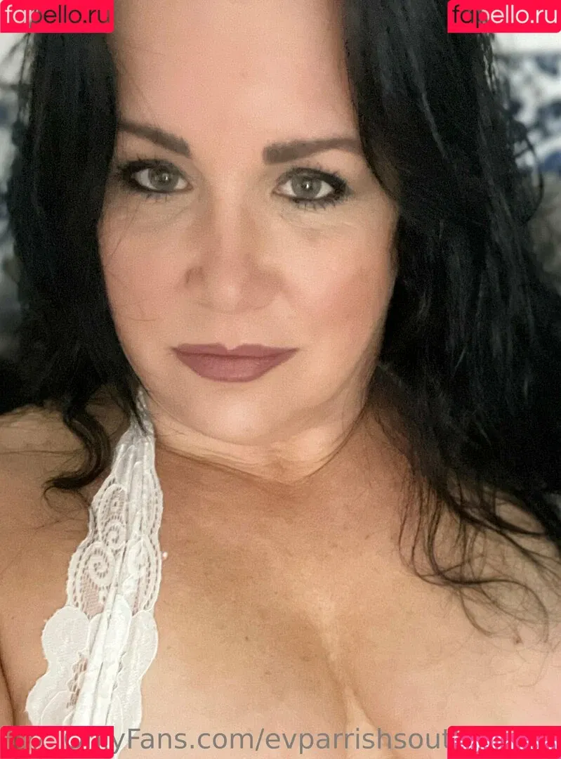 evparrish Onlyfans Photo Gallery 