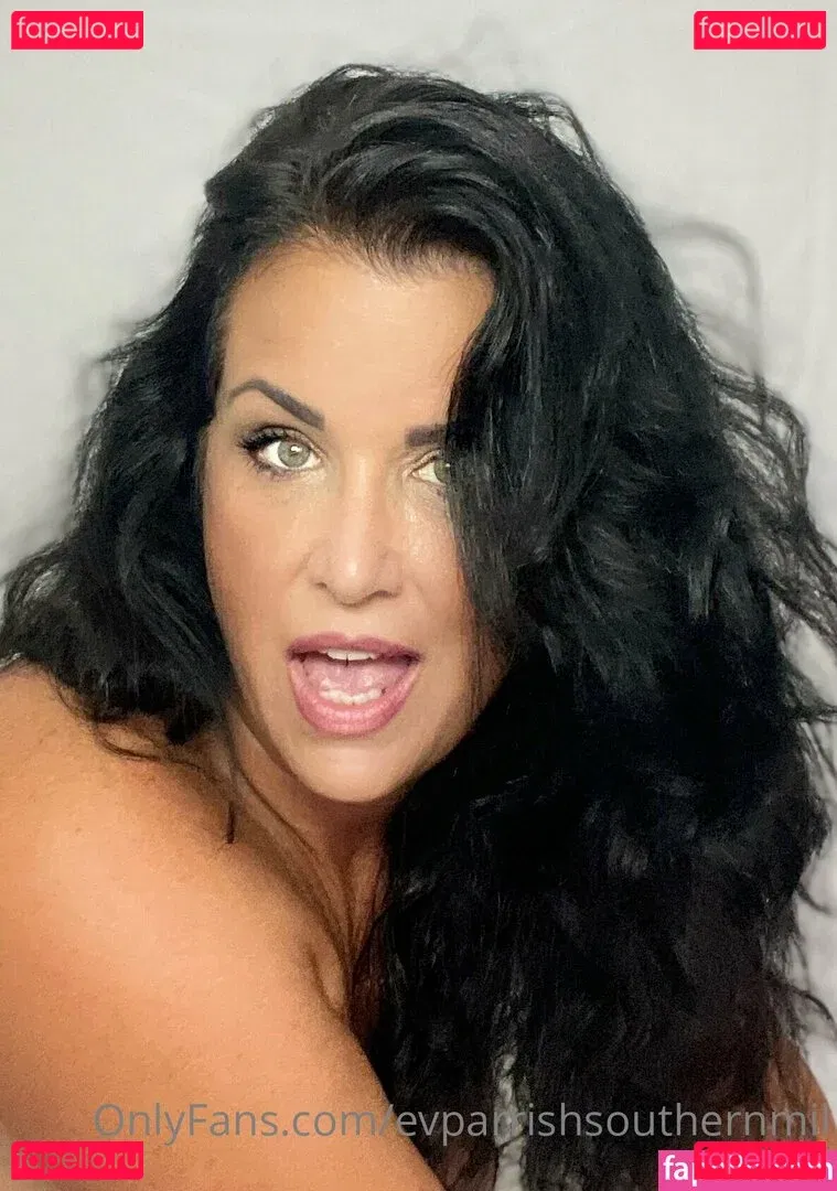 evparrish Onlyfans Photo Gallery 