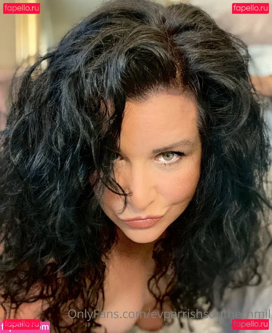 evparrish Onlyfans Photo Gallery 