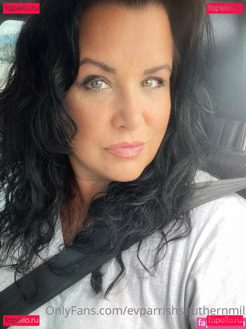 evparrish Onlyfans Photo Gallery 