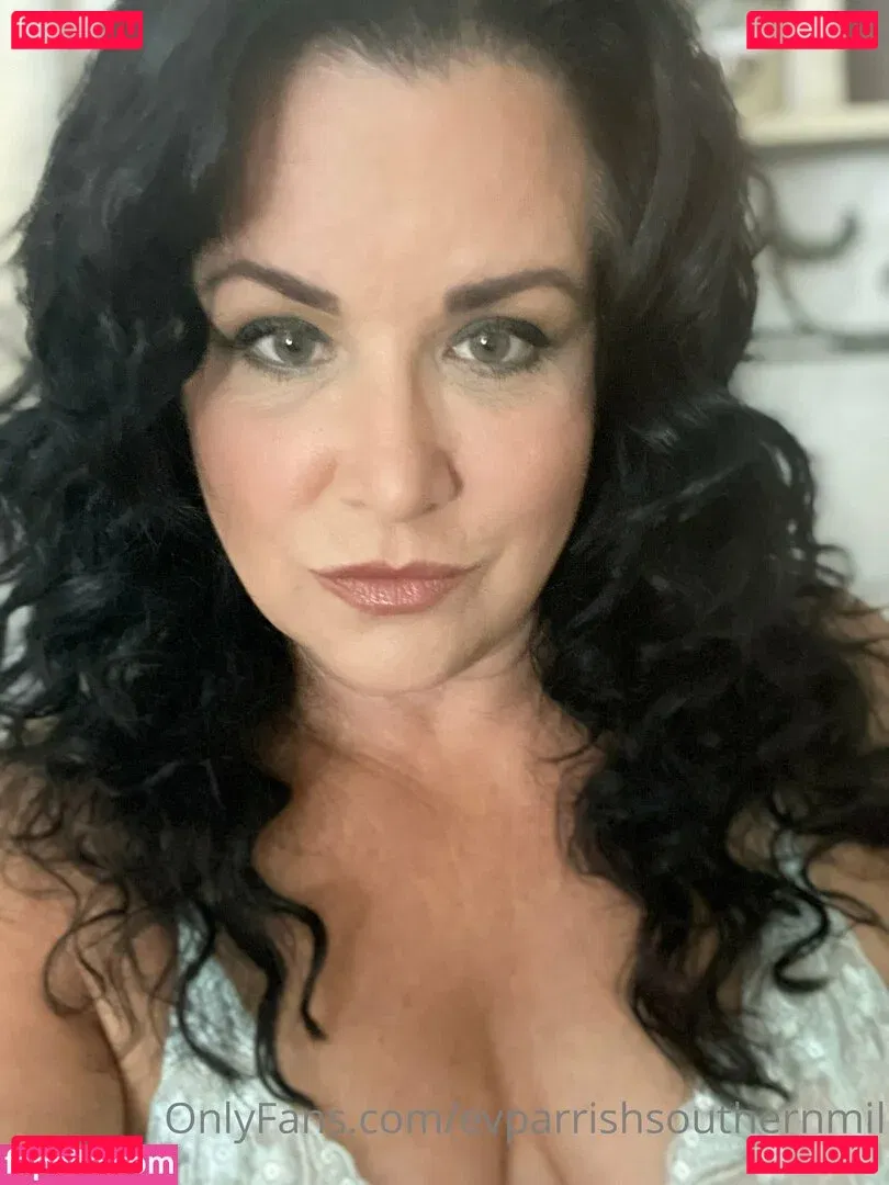 evparrish Onlyfans Photo Gallery 