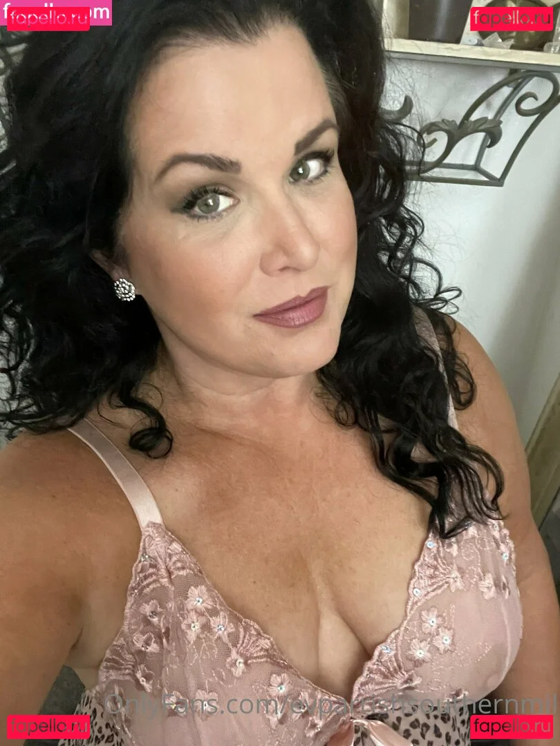 evparrish Onlyfans Photo Gallery 