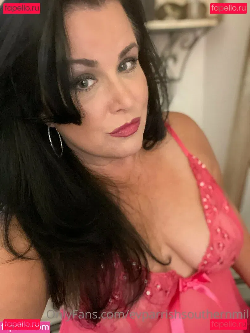 evparrish Onlyfans Photo Gallery 