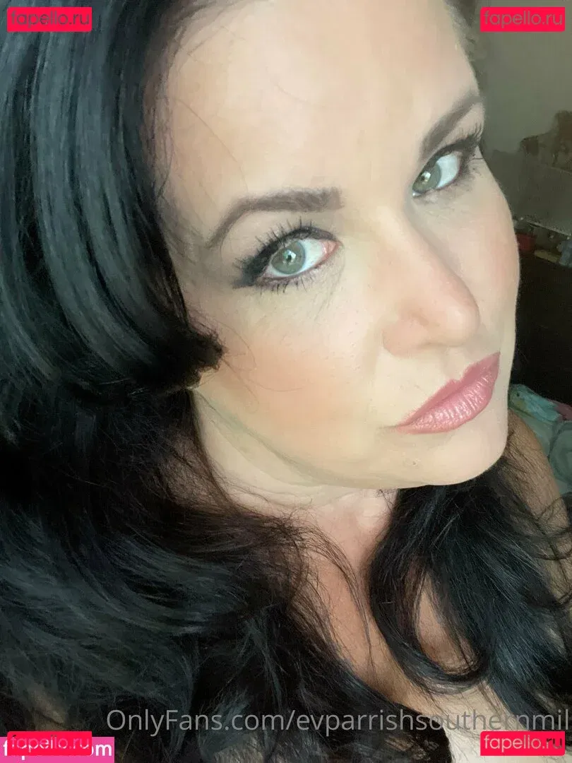 evparrish Onlyfans Photo Gallery 