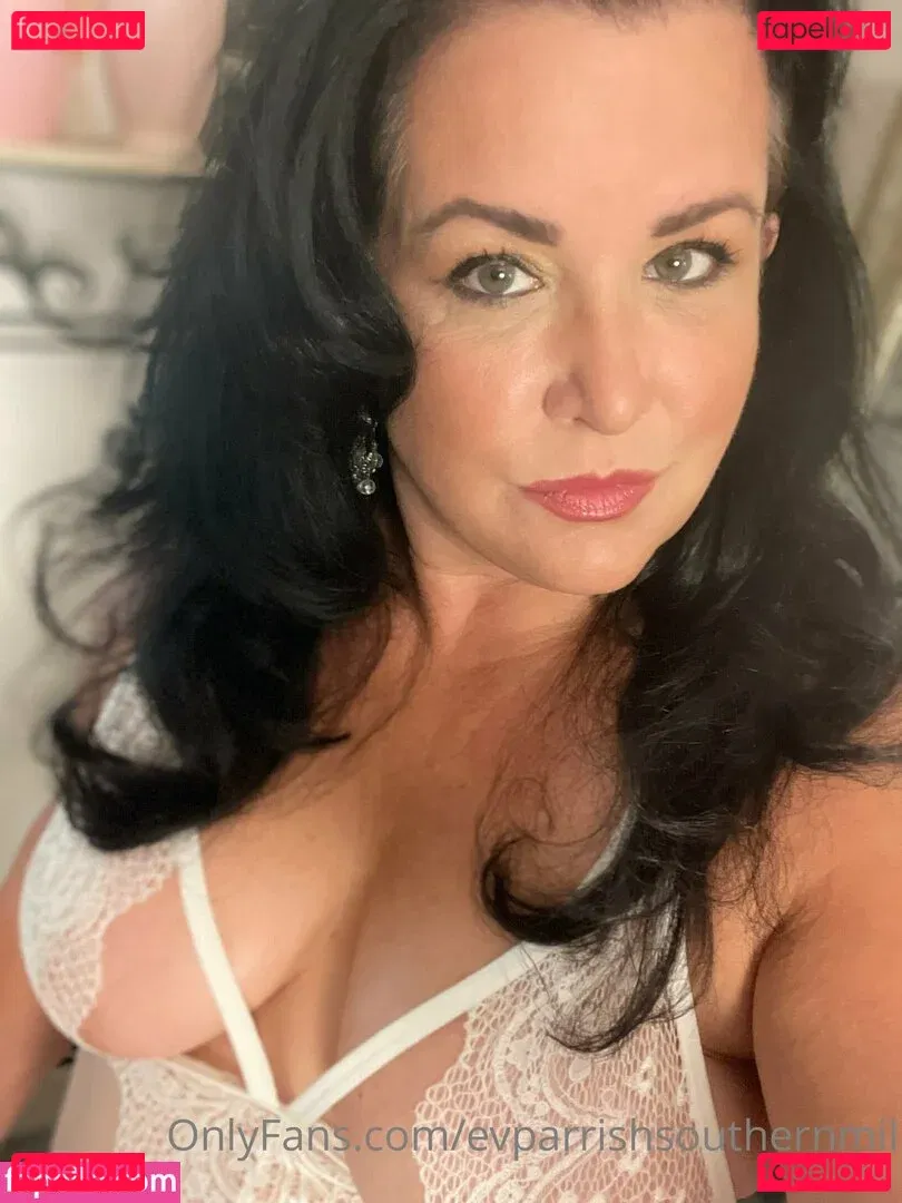 evparrish Onlyfans Photo Gallery 