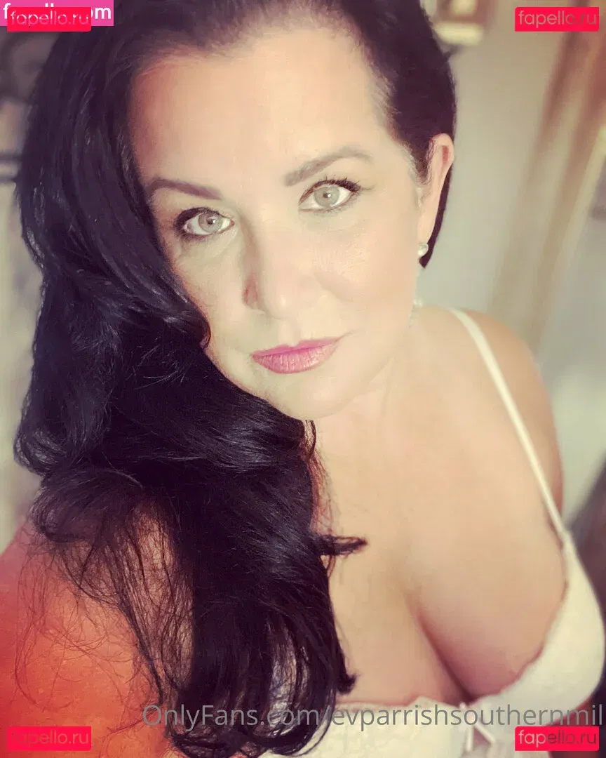 evparrish Onlyfans Photo Gallery 