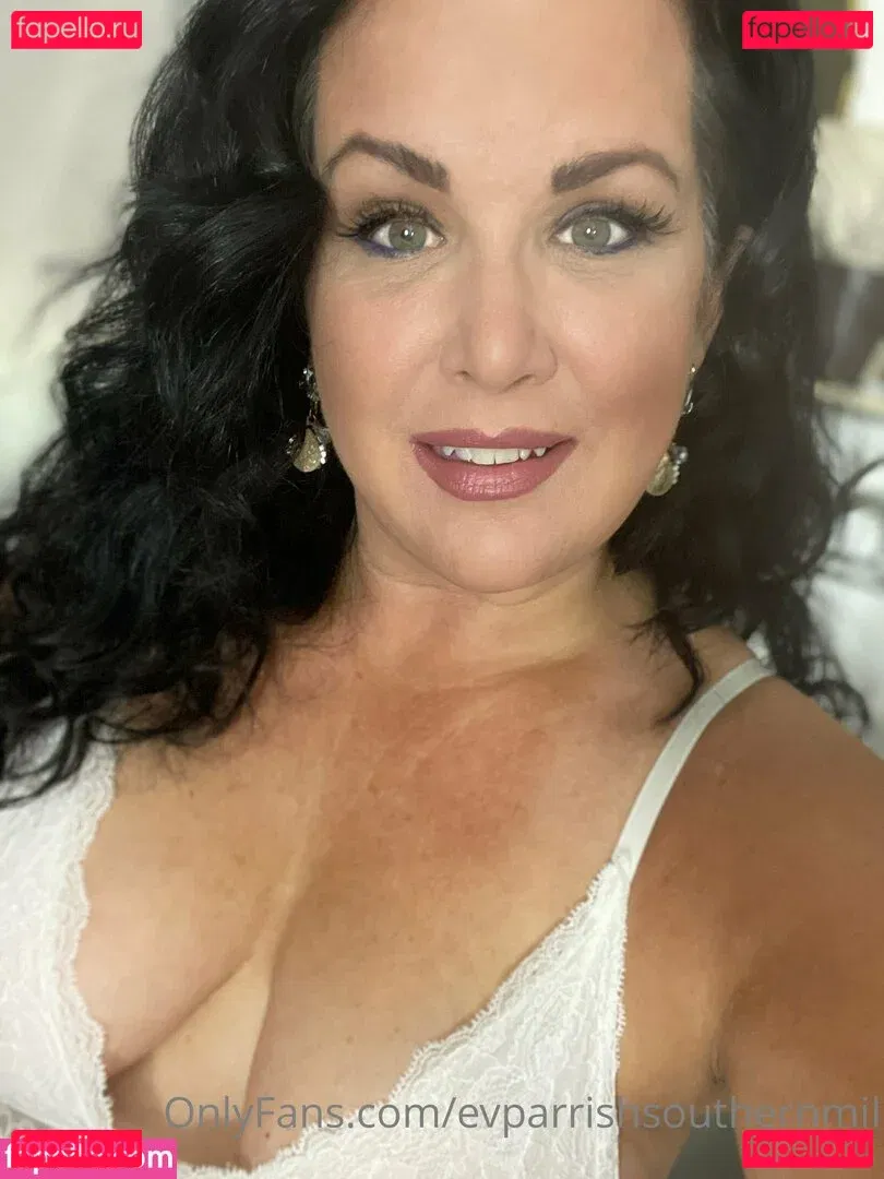 evparrish Onlyfans Photo Gallery 