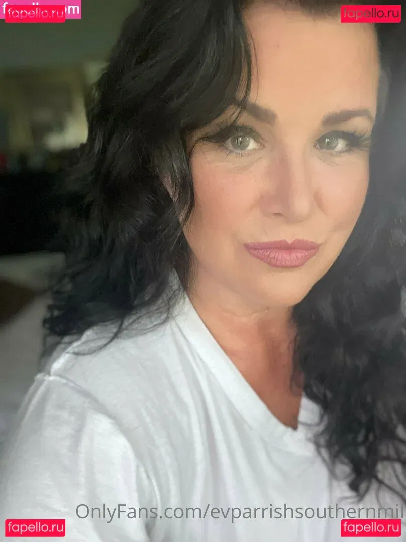 evparrish Onlyfans Photo Gallery 