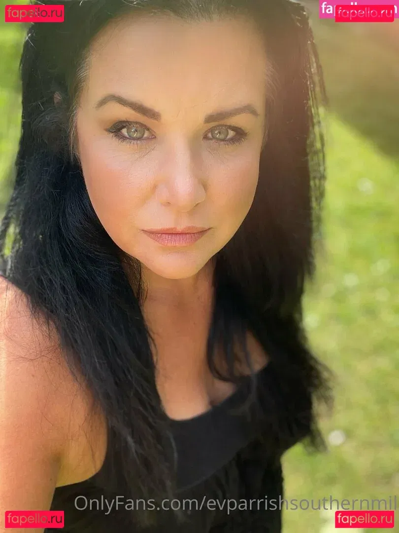 evparrish Onlyfans Photo Gallery 