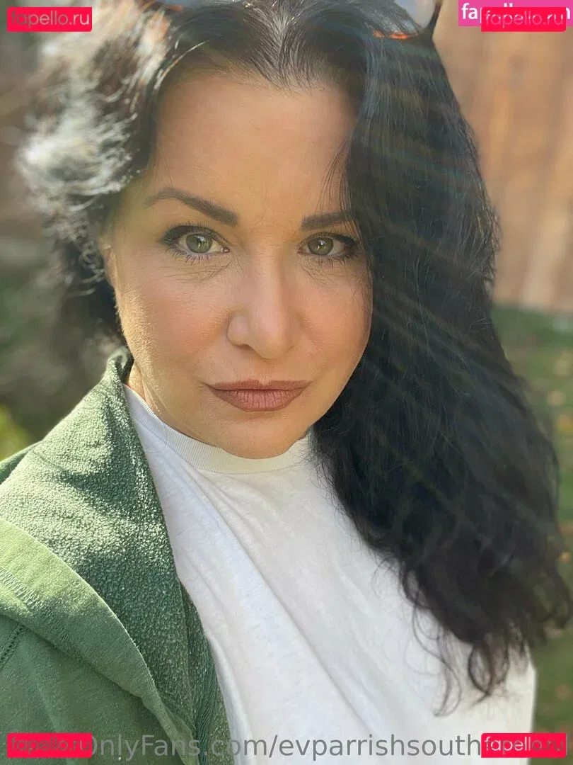 evparrish Onlyfans Photo Gallery 