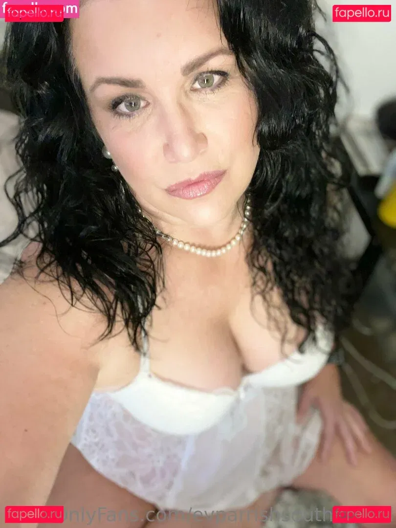 evparrish Onlyfans Photo Gallery 