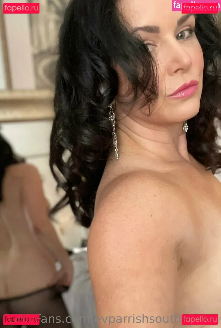 evparrish Onlyfans Photo Gallery 