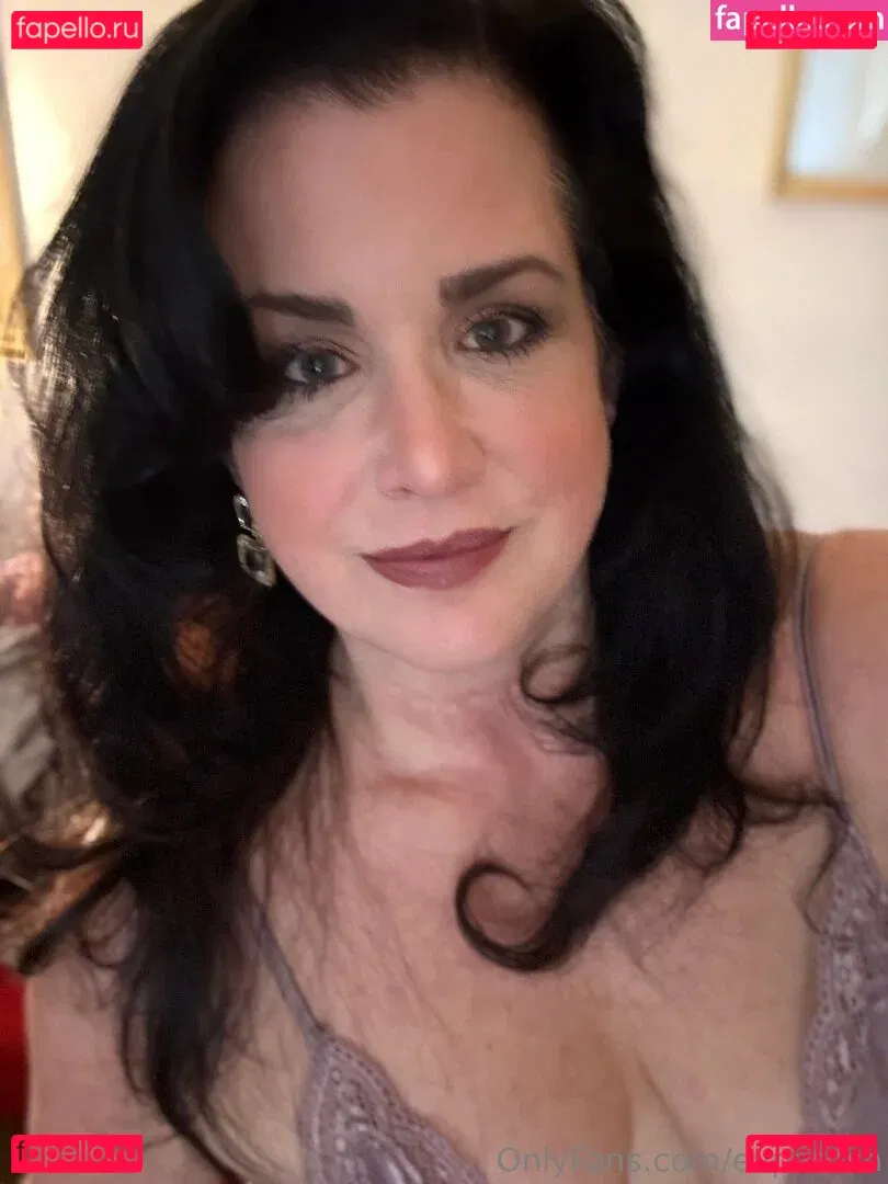 evparrish Onlyfans Photo Gallery 