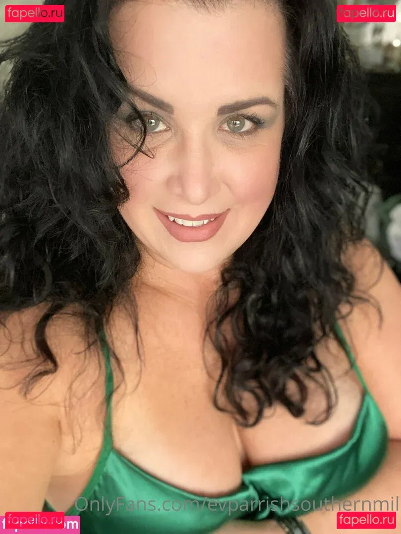 evparrish Onlyfans Photo Gallery 