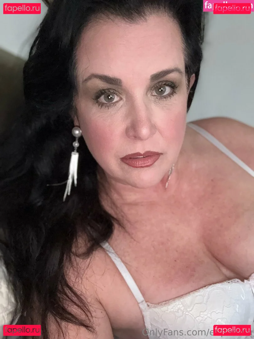 evparrish Onlyfans Photo Gallery 