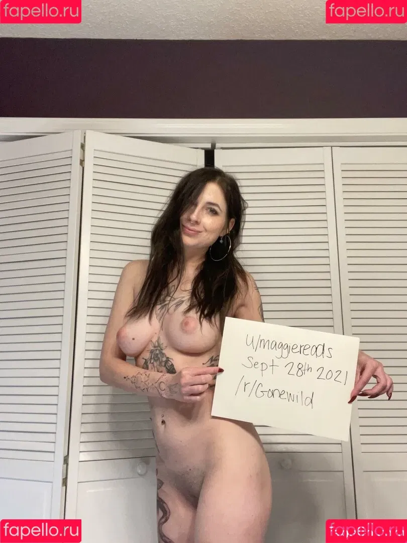 maggiereads Onlyfans Photo Gallery 