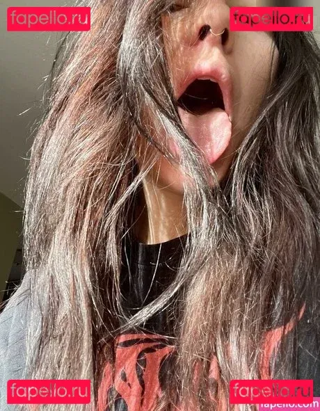 maggiereads Onlyfans Photo Gallery 