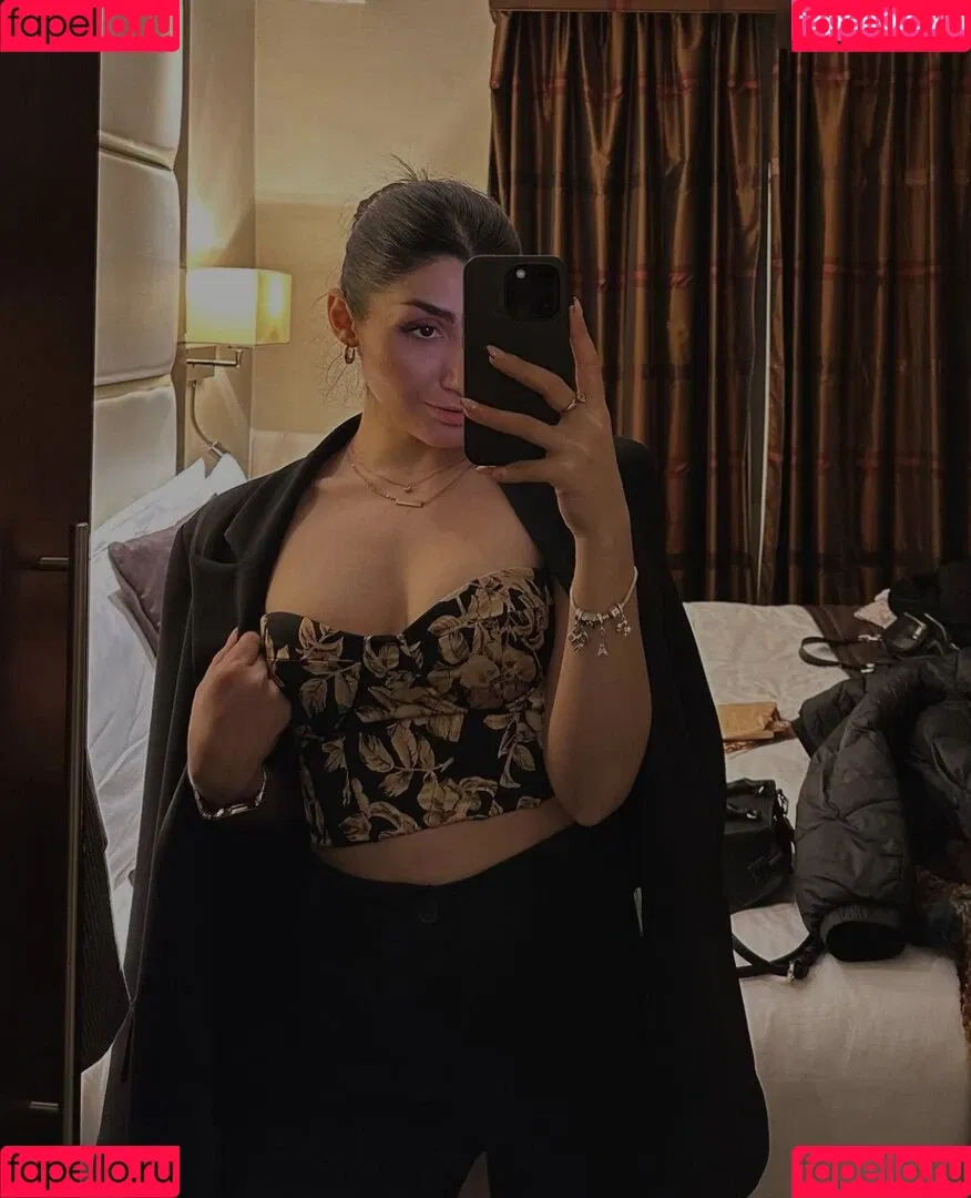 Asti Gevorgyan Onlyfans Photo Gallery 