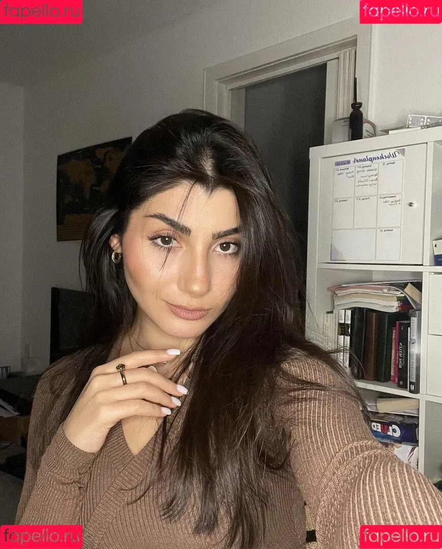 Asti Gevorgyan Onlyfans Photo Gallery 
