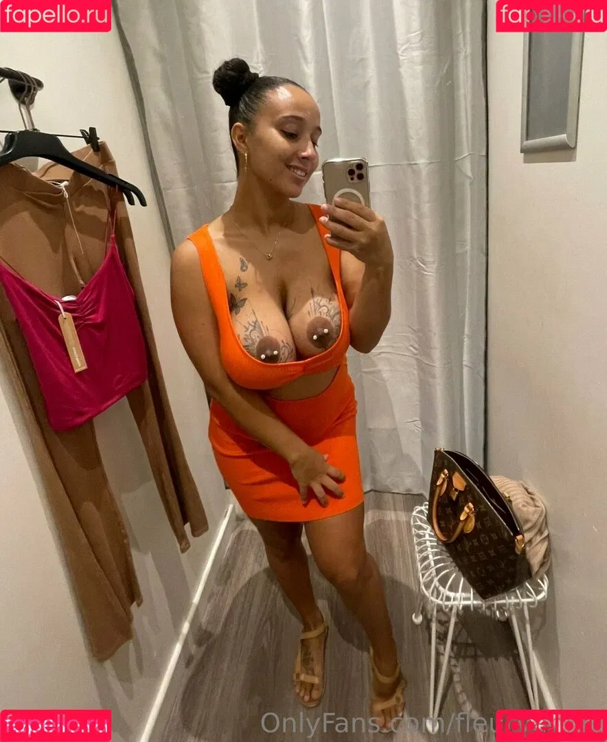 Fleur Vanille Onlyfans Photo Gallery 