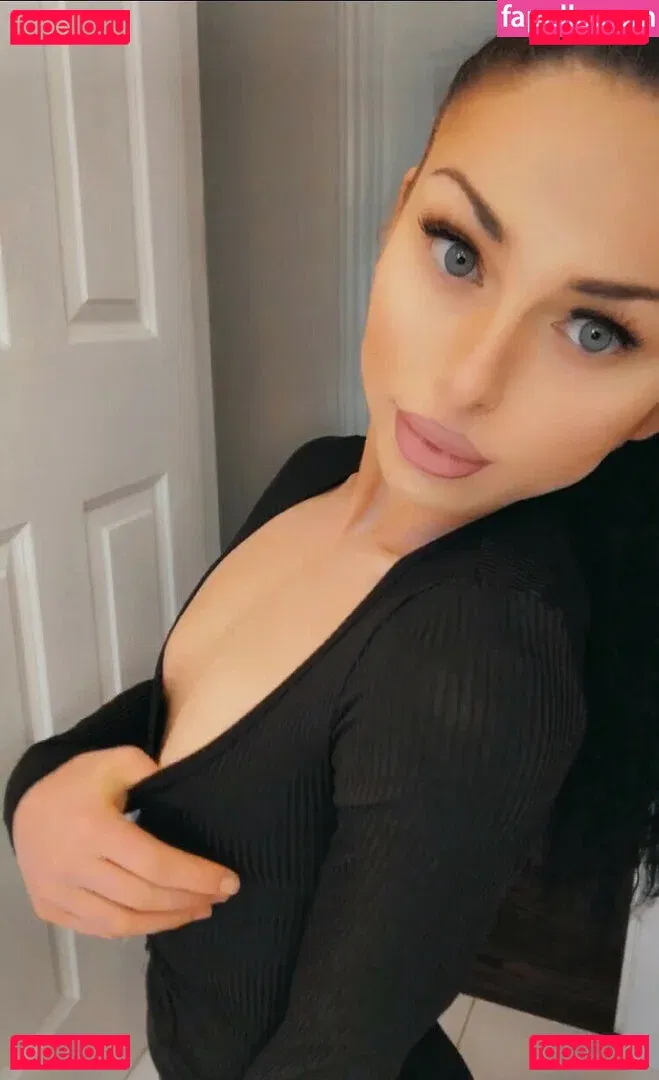 spicypeach8 Onlyfans Photo Gallery 