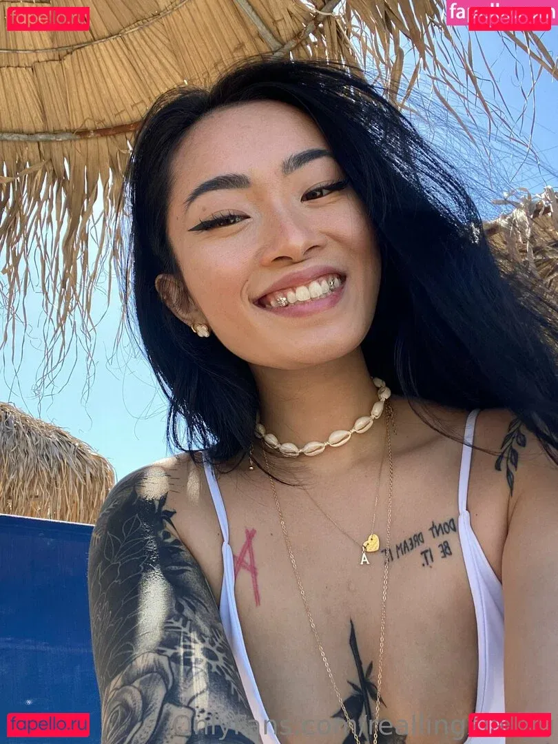 reallingxiaoyu Onlyfans Photo Gallery 