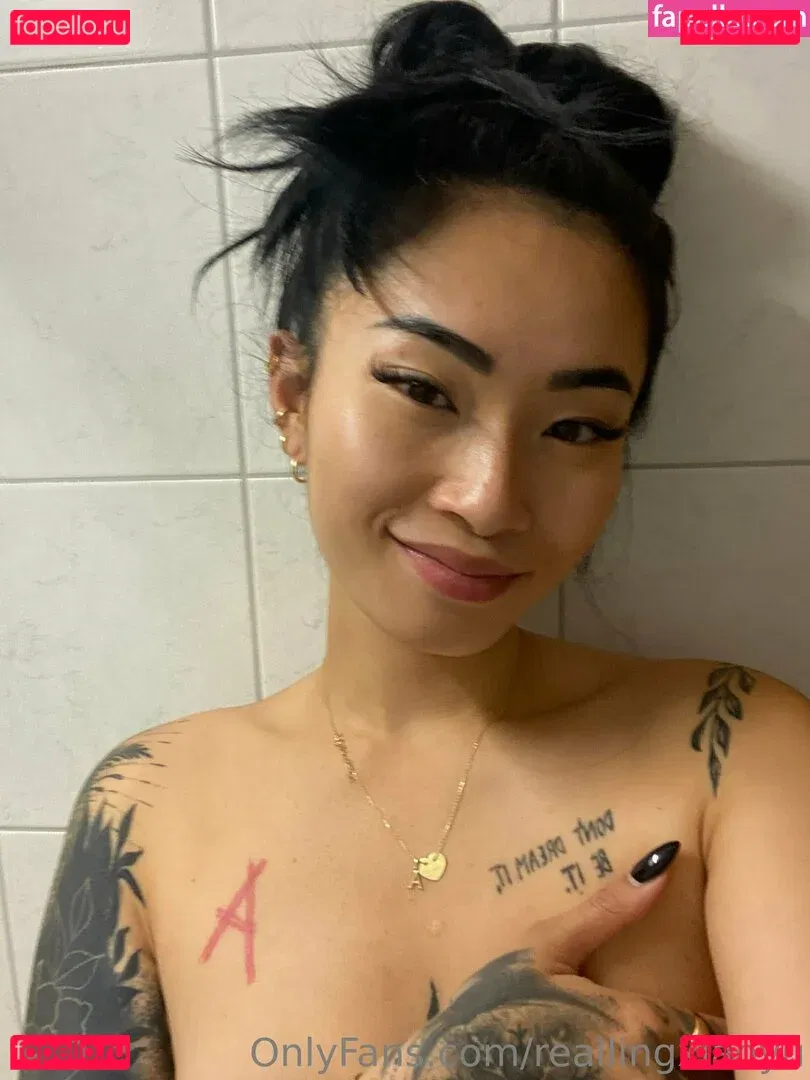 reallingxiaoyu Onlyfans Photo Gallery 