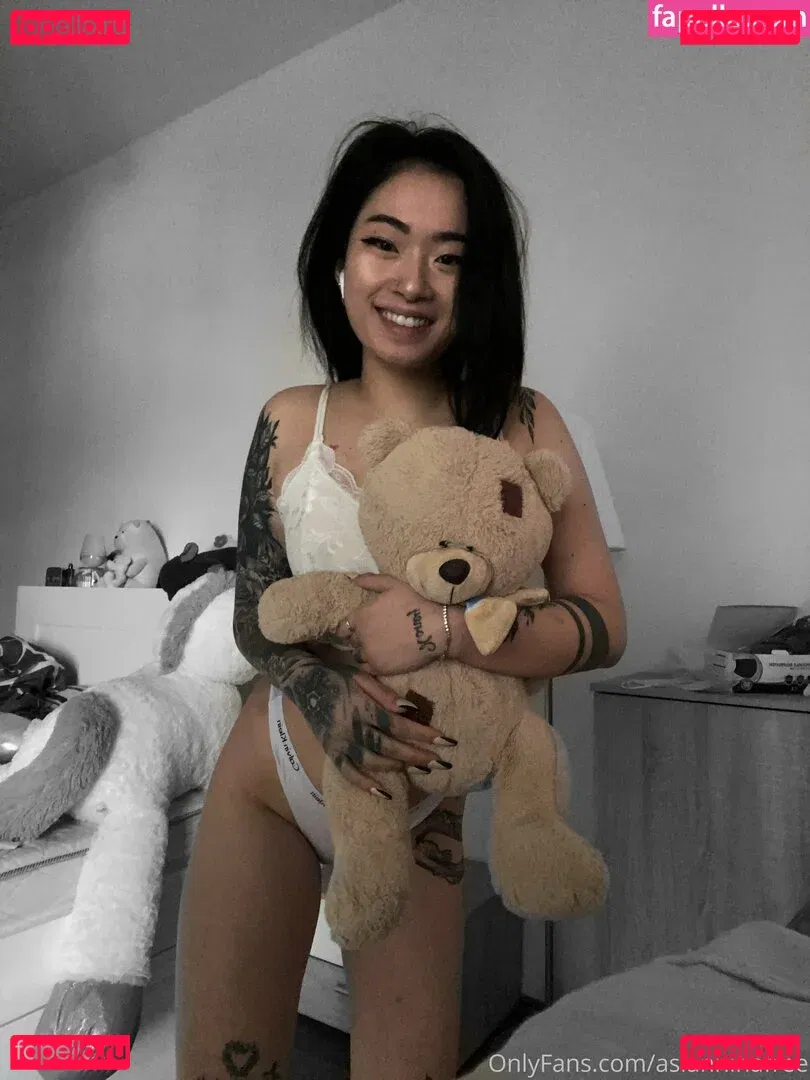 reallingxiaoyu Onlyfans Photo Gallery 