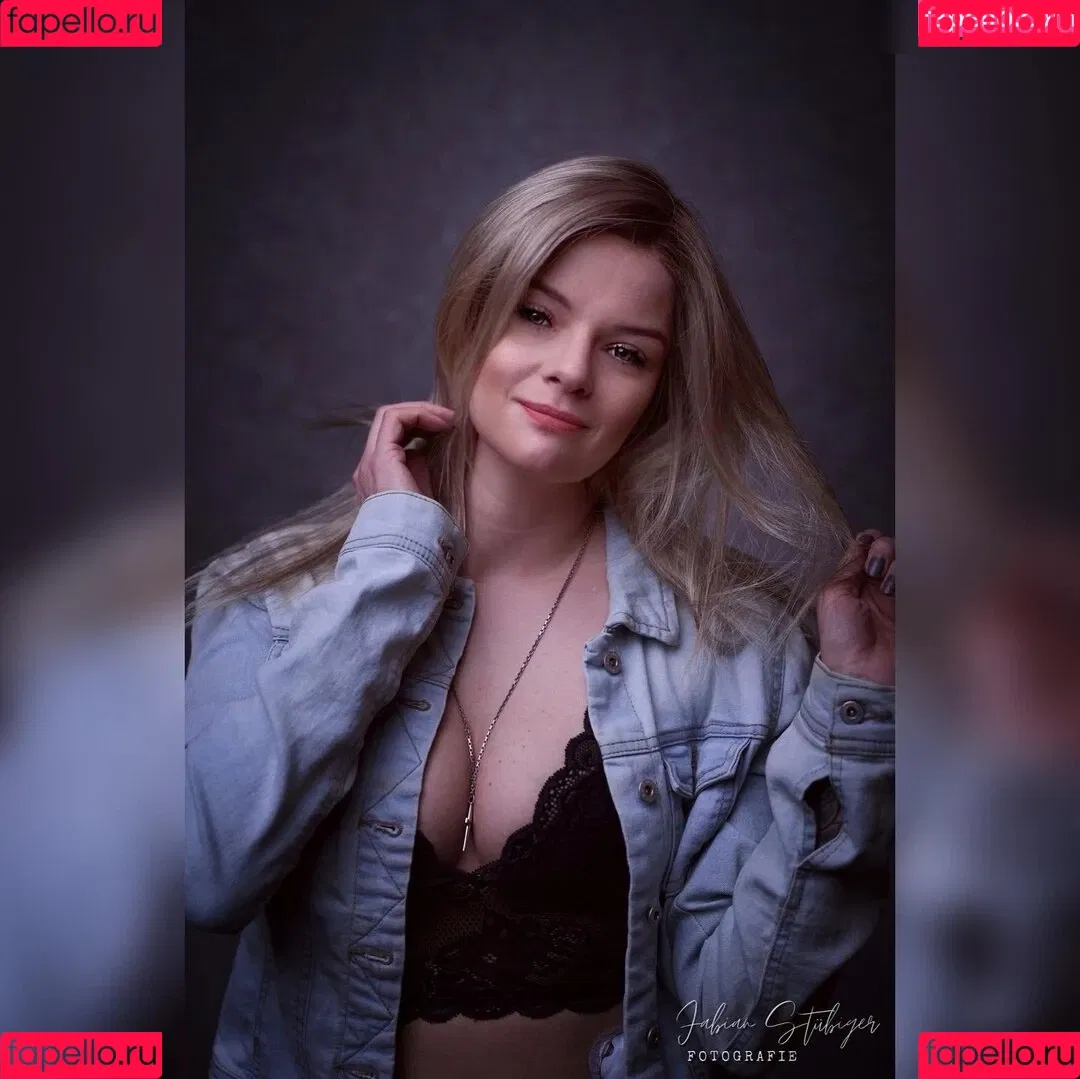 Fraubox Onlyfans Photo Gallery 