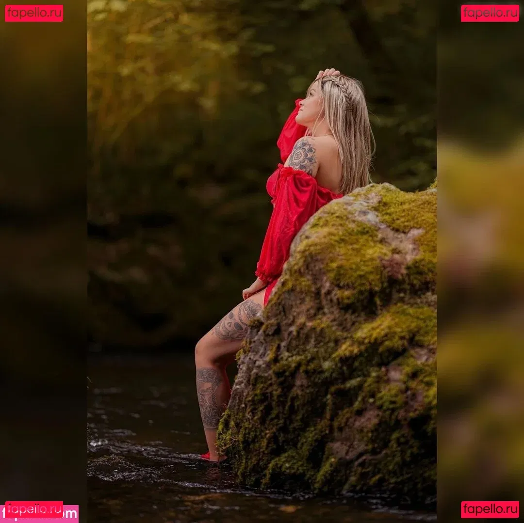 Fraubox Onlyfans Photo Gallery 