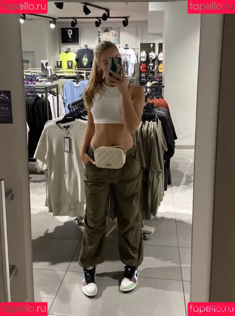 Annika Frick Onlyfans Photo Gallery 