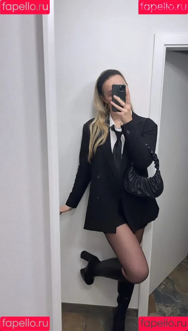 Annika Frick Onlyfans Photo Gallery 