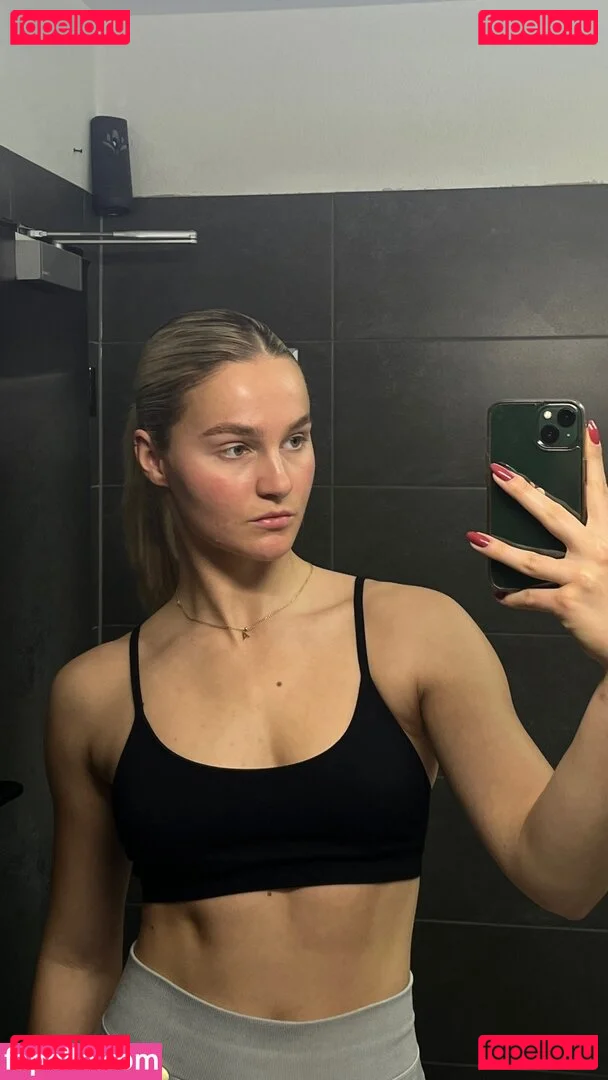 Annika Frick Onlyfans Photo Gallery 