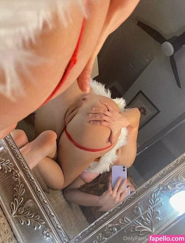 Lacey Laid Onlyfans Photo Gallery 