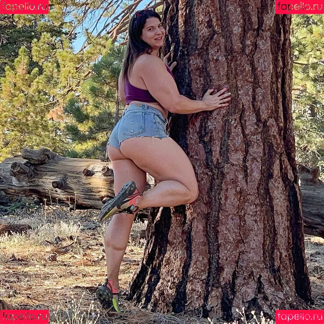 Eva The Supergirl Onlyfans Photo Gallery 