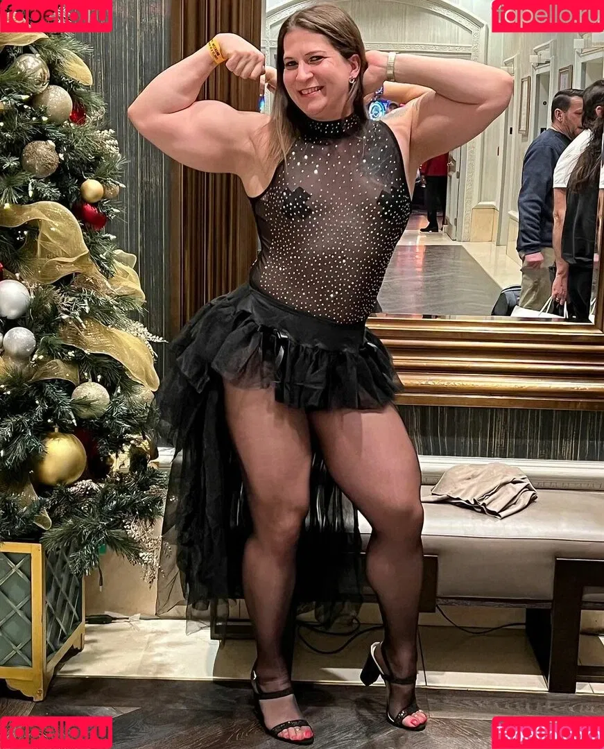 Eva The Supergirl Onlyfans Photo Gallery 