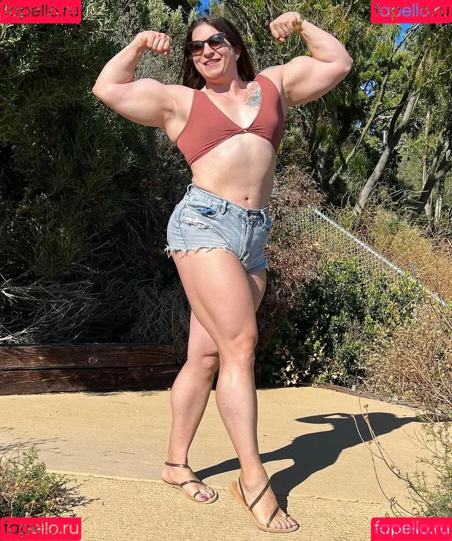 Eva The Supergirl Onlyfans Photo Gallery 