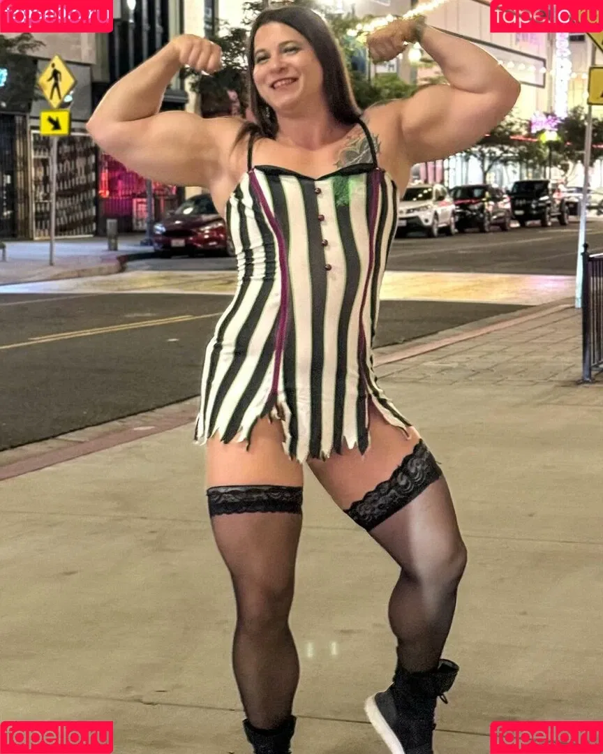 Eva The Supergirl Onlyfans Photo Gallery 