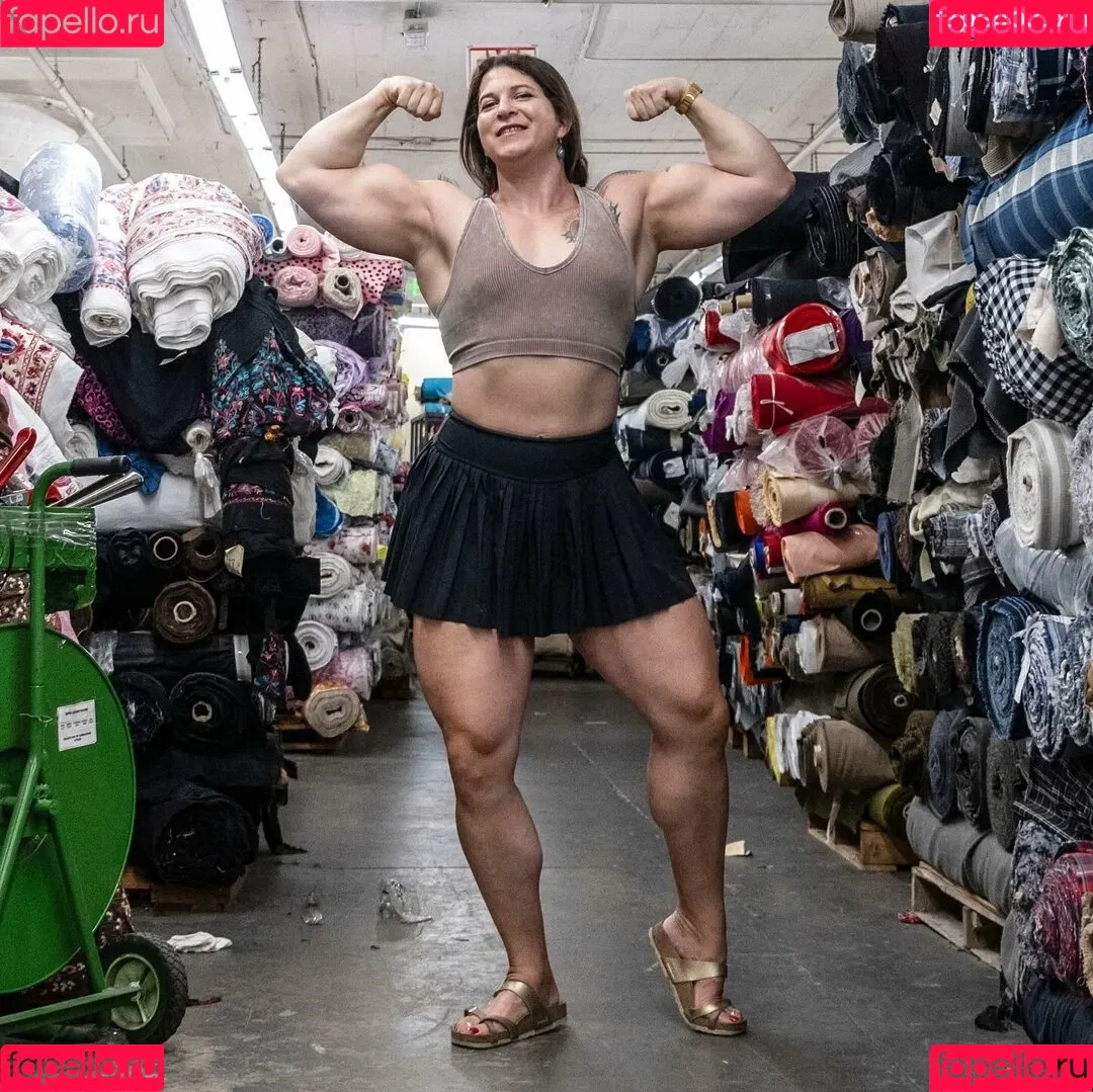 Eva The Supergirl Onlyfans Photo Gallery 