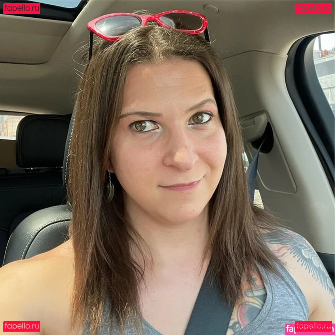 Eva The Supergirl Onlyfans Photo Gallery 