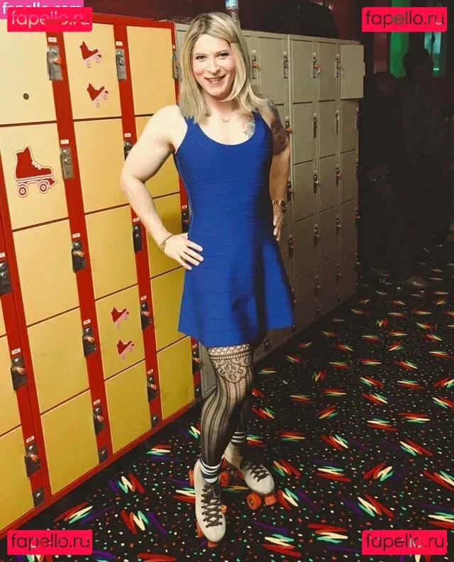 Eva The Supergirl Onlyfans Photo Gallery 