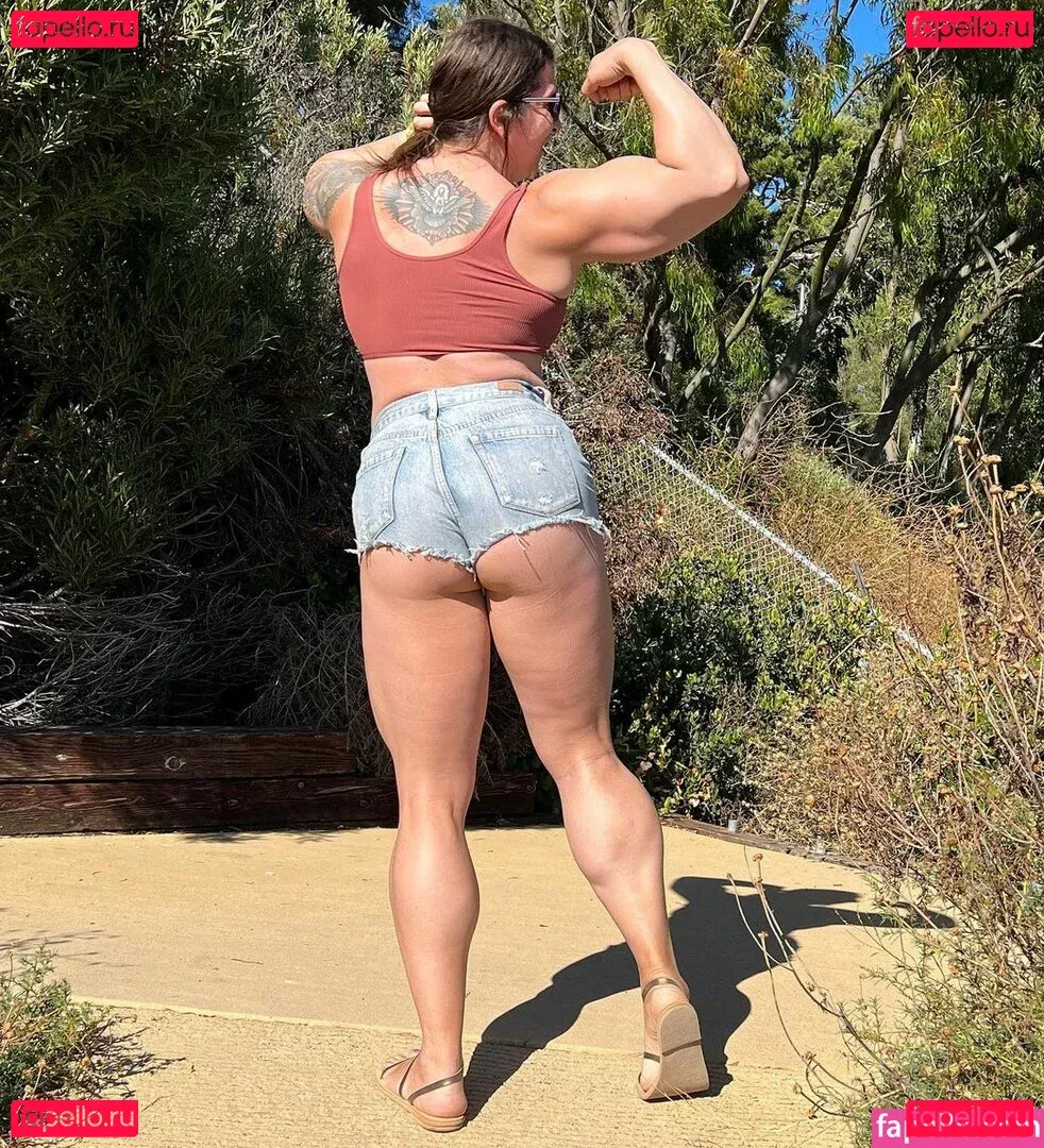 Eva The Supergirl Onlyfans Photo Gallery 